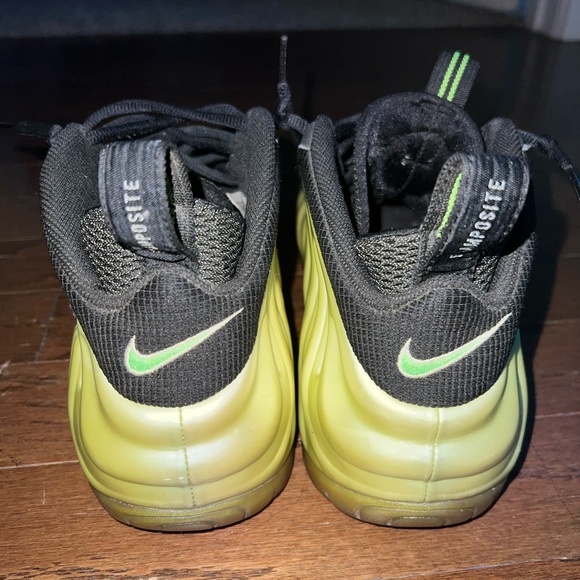 Nike Air Foamposite Pro - Electric Green - Size 13 - Picture 4 of 5